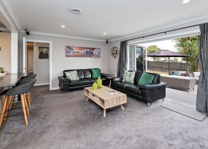  at 128 Pigeon Mountain Road, Half Moon Bay, Auckland