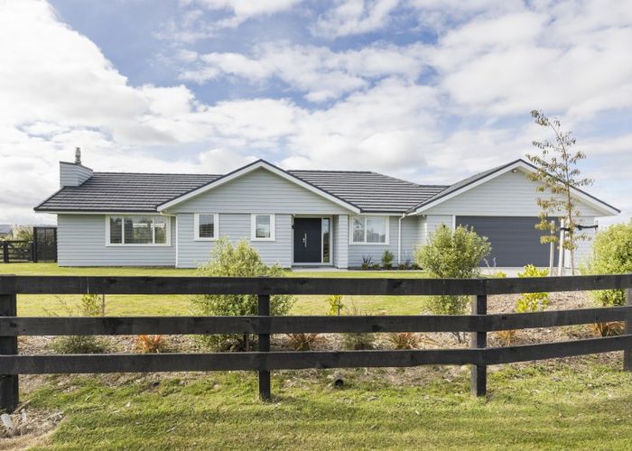  at 25 Hartwell Drive, Kelvin Grove, Palmerston North