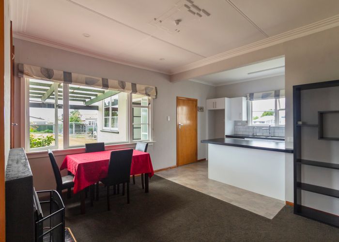  at 34 London Street, Hampden