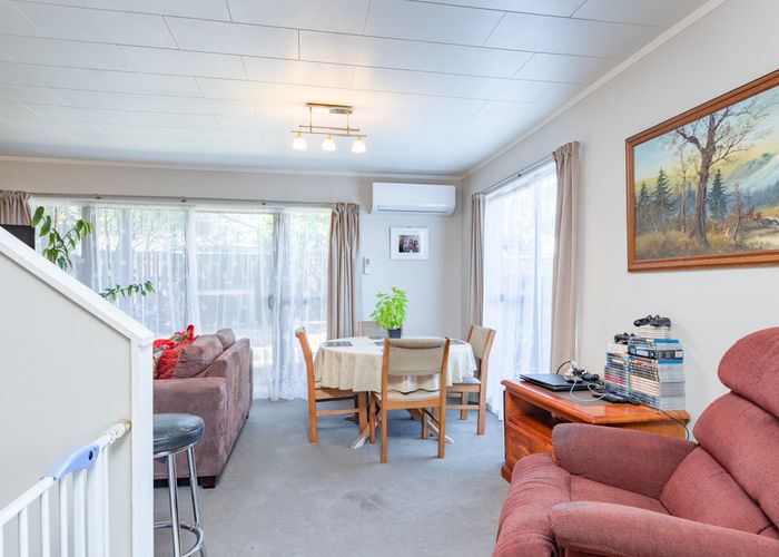  at 6 Mchattie Lane, Clouston Park, Upper Hutt