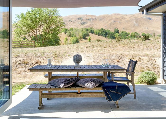  at 1048 Kahuranaki RD, Kahuranaki