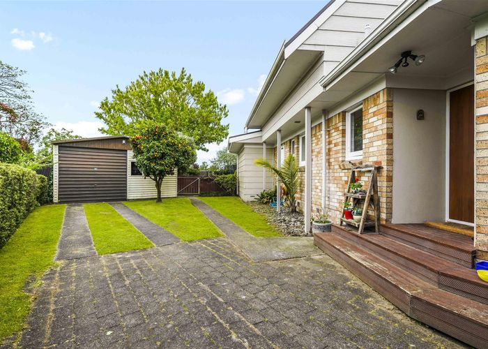  at 12 Berkley Avenue, Hillcrest, Hamilton