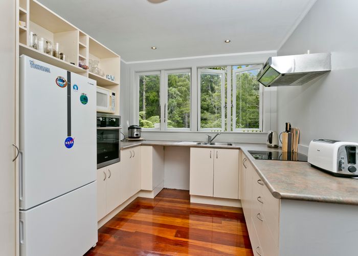  at 374 Sunnyside Road, Albany