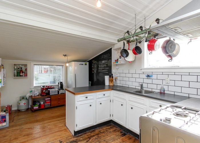  at 2 Kingwell Street, Moturoa, New Plymouth