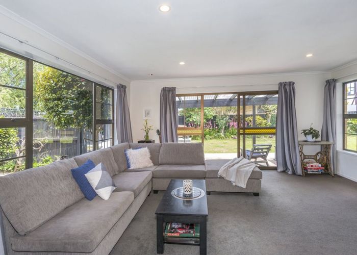  at 88 Waratah Street, Avondale, Christchurch