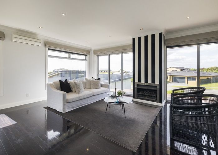  at 85 Cashmere Drive, Fitzherbert, Palmerston North