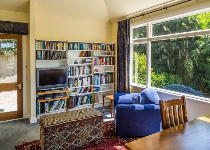  at 5 Lytton Street, Wadestown, Wellington