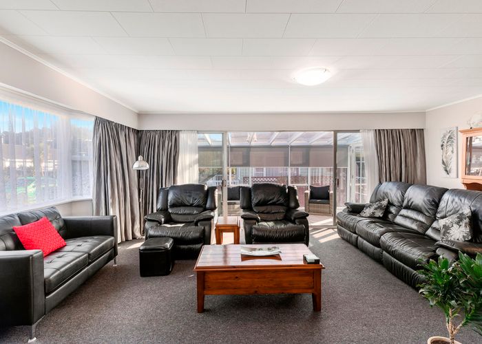  at 11 Tanekaha Street, Stokes Valley, Lower Hutt