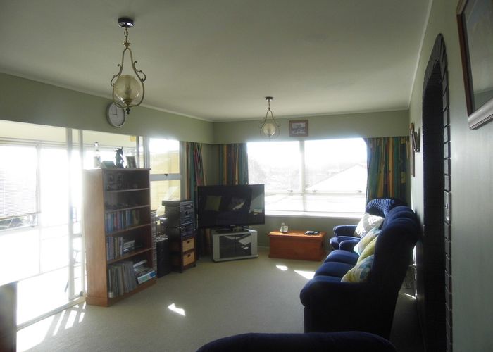  at 1 Salmond Place, Dinsdale, Hamilton