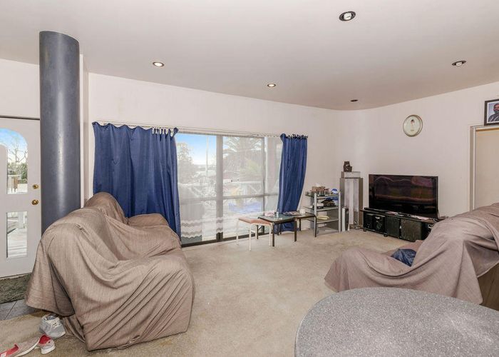  at 1A Valron Road, Te Atatu South, Auckland