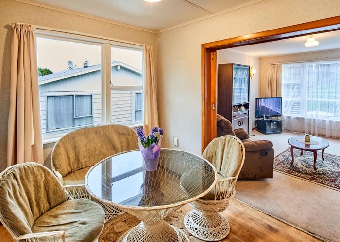  at 46 Melrose Road, Island Bay, Wellington
