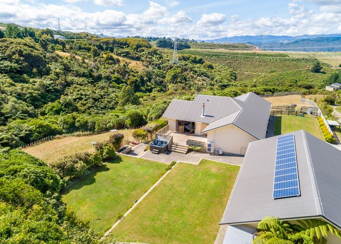  at 110 Kaitangata Crescent, Kelson, Lower Hutt
