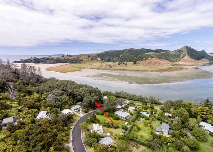  at 4 Ngahere Terrace, Whangamata