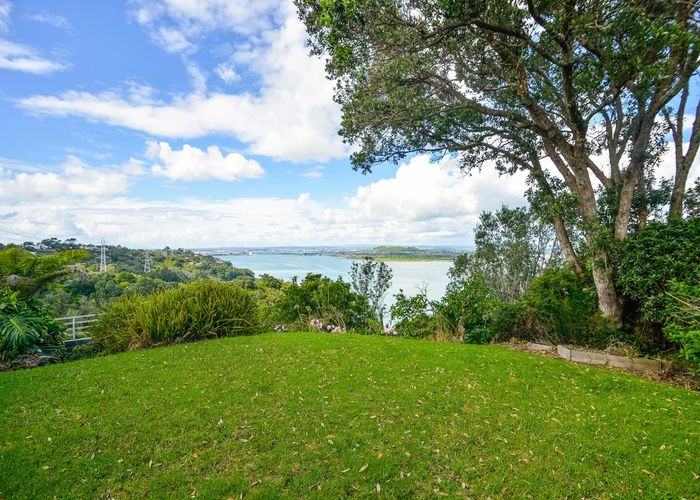  at 12 Cape Horn Road, Mount Roskill, Auckland