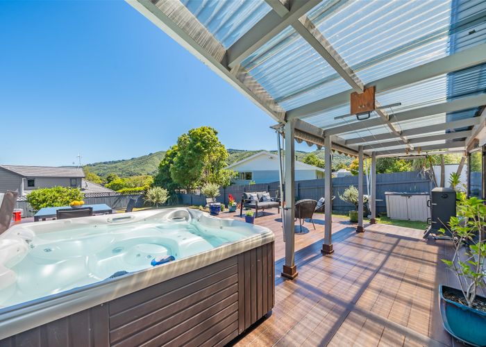  at 25 Roband Crescent, Brown Owl, Upper Hutt