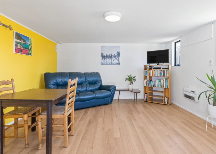  at 52 Park Terrace, Blenheim