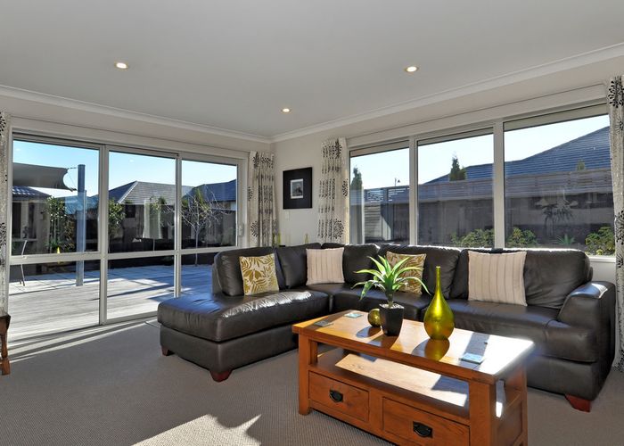  at 8 Bernice Crescent, Yaldhurst, Christchurch