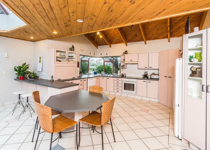  at 4 Edmonds Drive, Otamatea, Whanganui