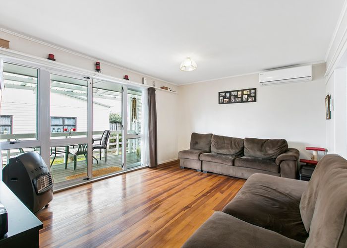  at 1/166 Clevedon Road, Papakura, Papakura