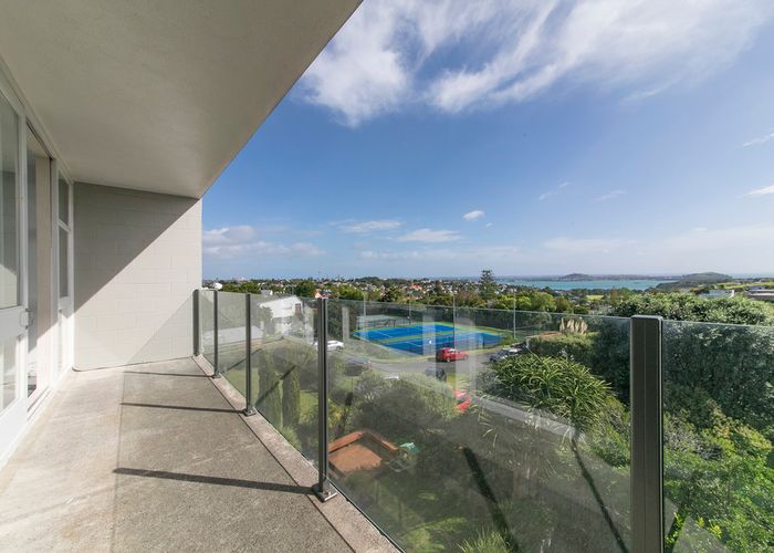  at 8/160 Kepa Road, Orakei, Auckland