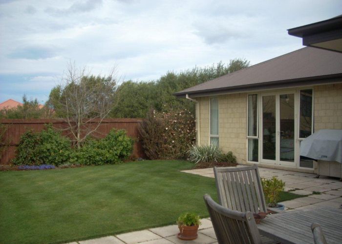  at 6 Applecross Lane, Harewood, Christchurch