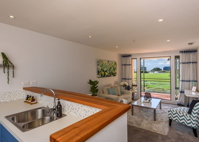  at 4/80 Salamanca Road, Kelburn, Wellington