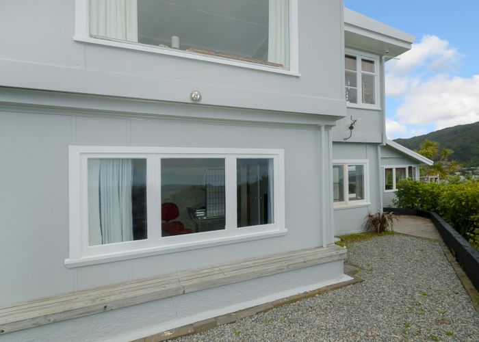  at 3 Church Lane, Point Howard, Lower Hutt