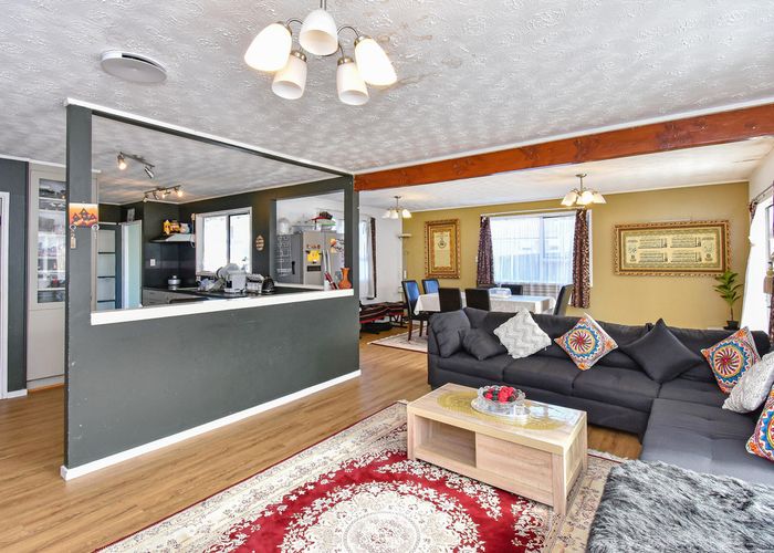  at 6B Kereru Place, Half Moon Bay, Auckland
