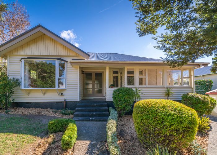  at 41 Port Hills Road, Heathcote Valley, Christchurch