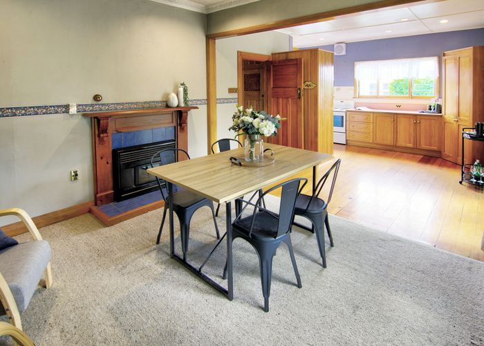  at 16 Victoria Street, Carterton