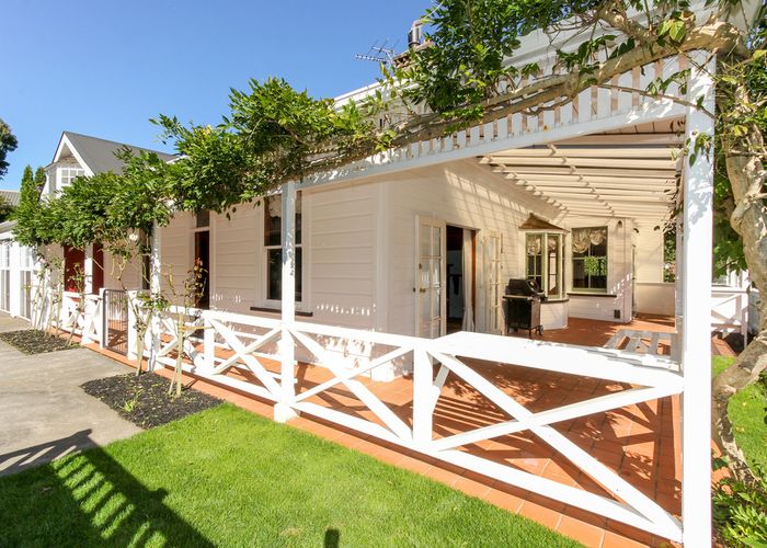  at 310 Mangorei Road, Merrilands, New Plymouth