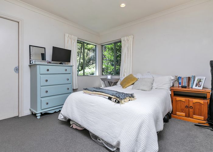  at 111 Albany Highway, Unsworth Heights, Auckland