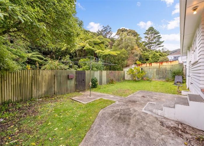  at 31 Sunny Grove, Wainuiomata, Lower Hutt