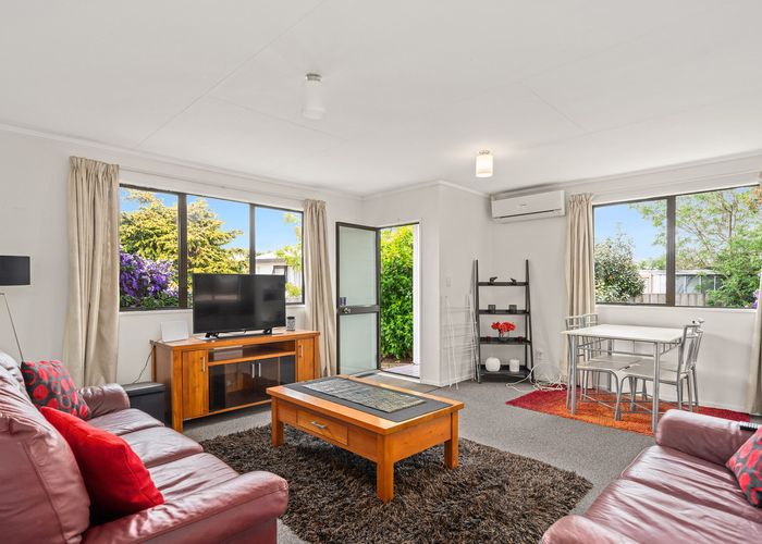  at 43B Lyn Grove, Papamoa Beach, Papamoa