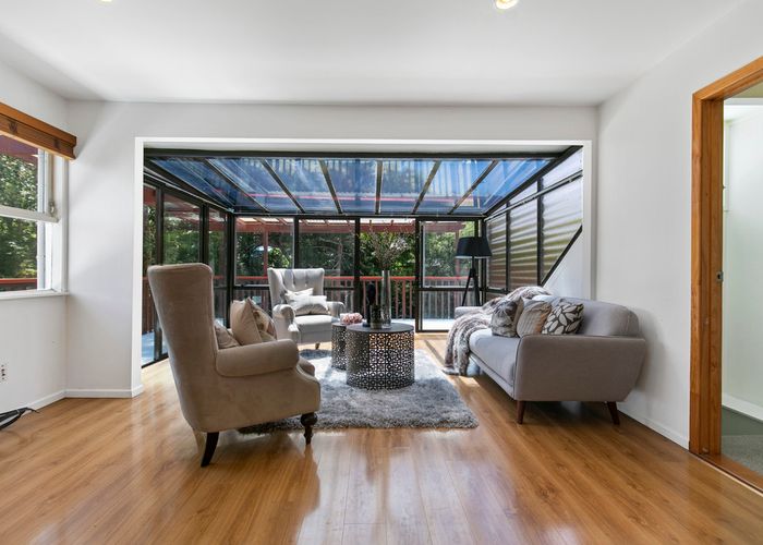  at 34 La Rosa Street, Green Bay, Auckland