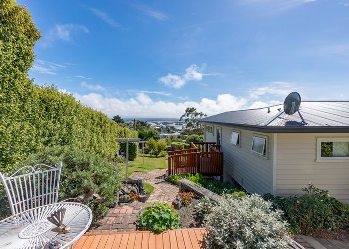  at 1 The Rise, Mount Pleasant, Christchurch