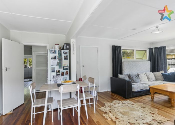  at 90 Hair Street, Wainuiomata, Lower Hutt