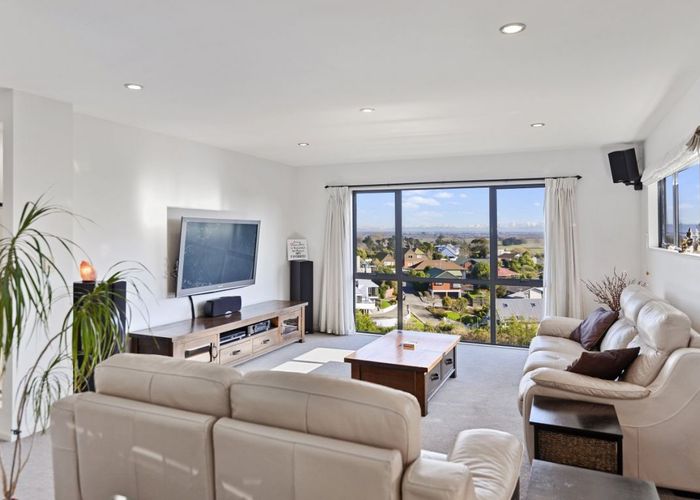  at 10 Sedgwick Way, Westmorland, Christchurch