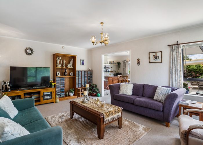  at 49 Walter Strevens Drive, Conifer Grove, Takanini
