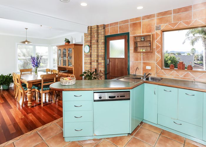  at 8 Youngs Road, Papakura, Papakura