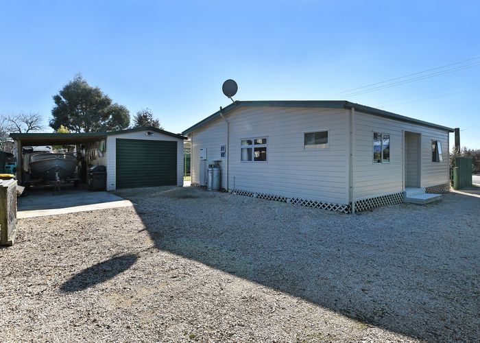  at 206 Ranzau Road, Hope, Richmond