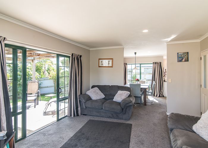  at 20 Moa Road, Raumati Beach, Paraparaumu
