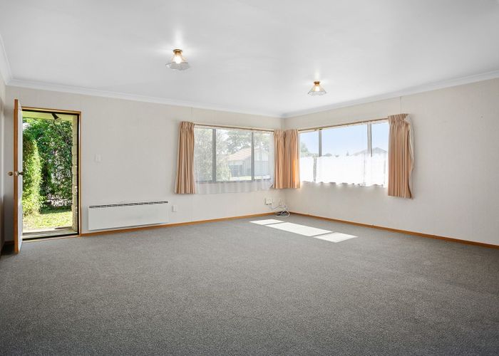  at 7 Hilliard Place, Leamington, Cambridge