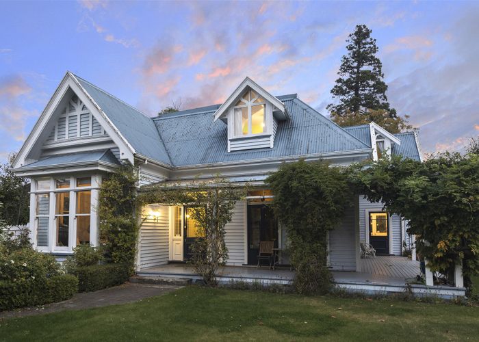  at 22 Glandovey Road, Fendalton, Christchurch