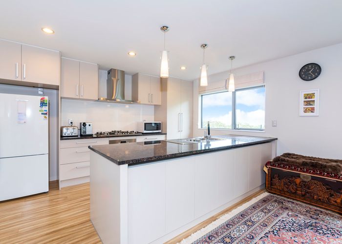  at 104 Tiriwa Drive, Massey, Auckland