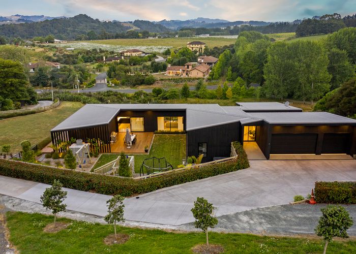  at 27 Brownhill Road, Manurewa