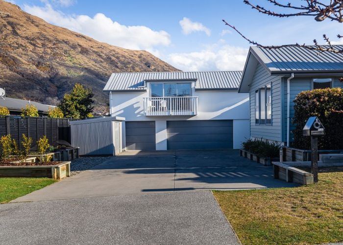  at 2 Widgeon Place, Lake Hayes, Queenstown
