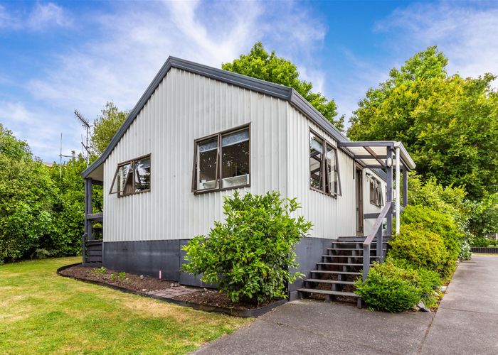  at 17 Holland Grove, Richmond Heights, Taupo