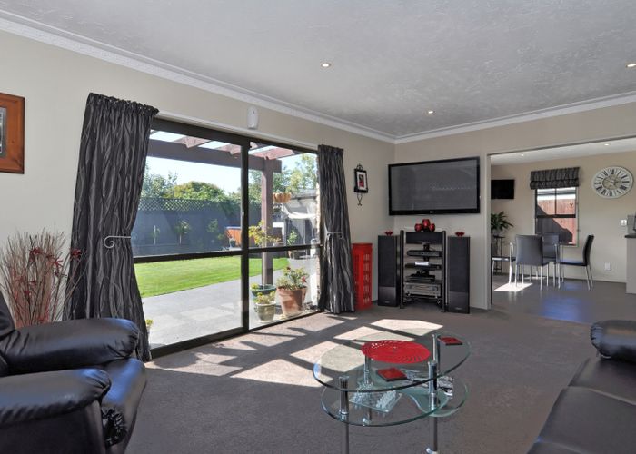  at 3 Exton Street, Redwood, Christchurch