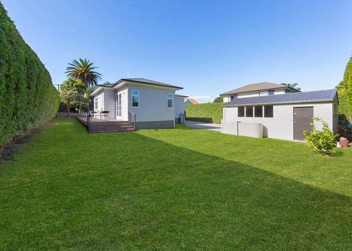  at 15 WILLIAM Avenue, Greenlane, Auckland